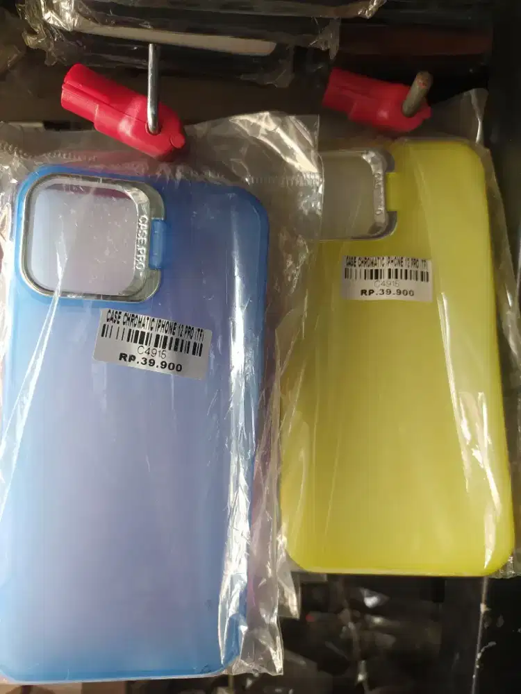 CASE CHROMATIC IPHONE 12 PRO