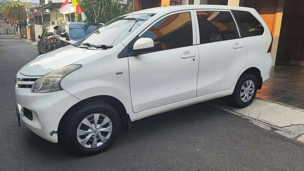 Toyota Avanza 2012 Bensin