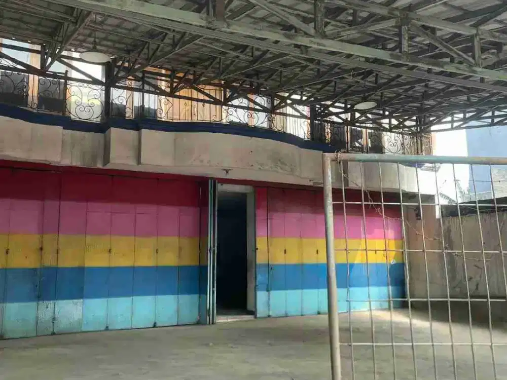 gudang ex showroom di pekayon bekasi