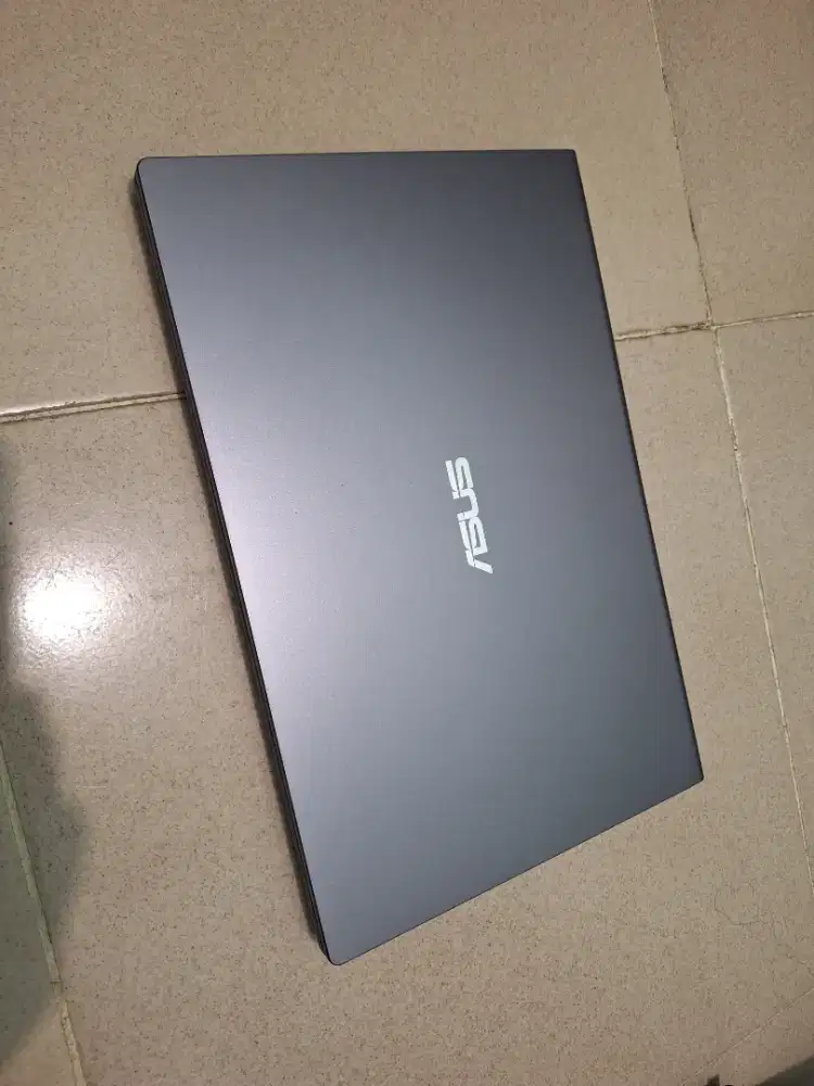 Bismillah dijual laptop asus vivobook celeron n4020 siap pakai