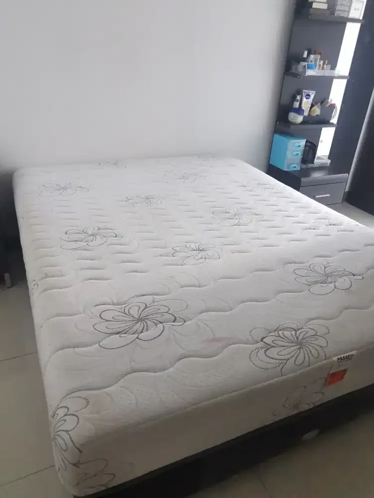 Bekas rasa baru, lepas dalam minggu ini springbed spring bed comforta