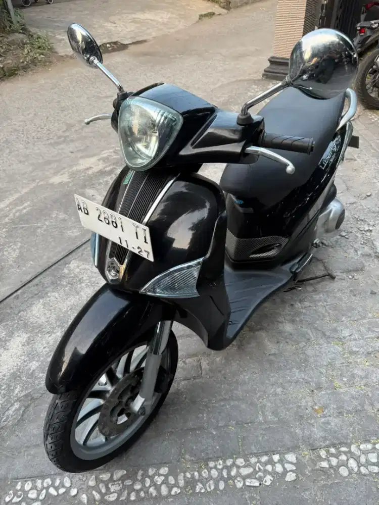 Vespa Liberty 150 injeksi THN 2012 plat AB kota