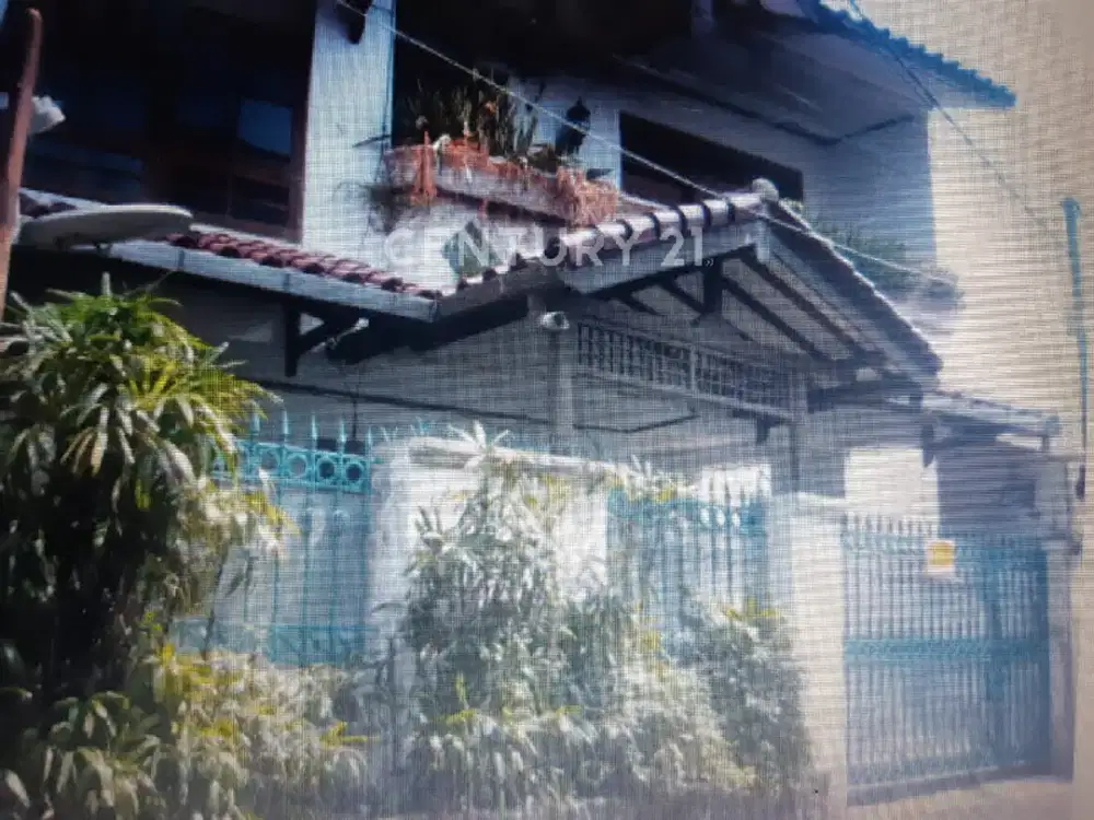 Di Jua Rumah Bngunn Kokoh, Utn Kayu Utara, JakartaTimur