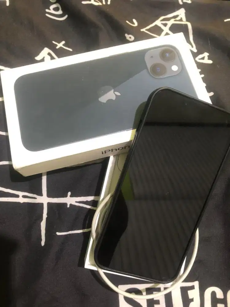 iPhone 13 128GB Midnight