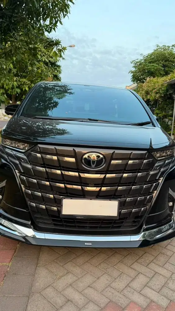 Alphard Hybird Modelista TSS 2024