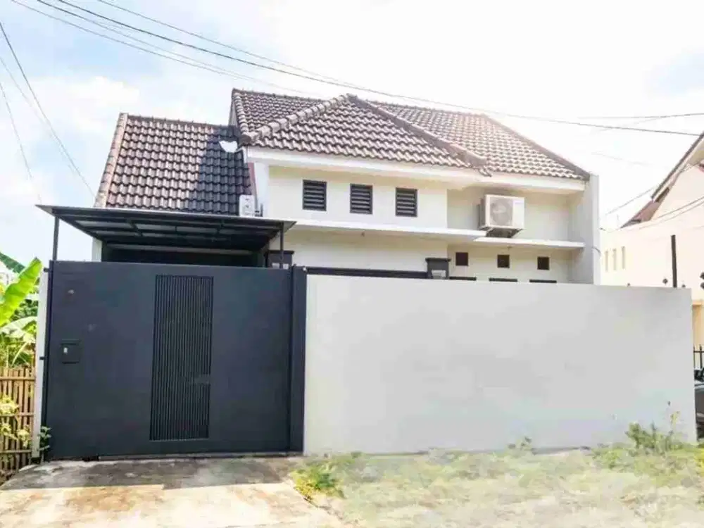 Rumah Bagus Siap Pakai Full Furnish Dekat Hotel Alana Colomadu