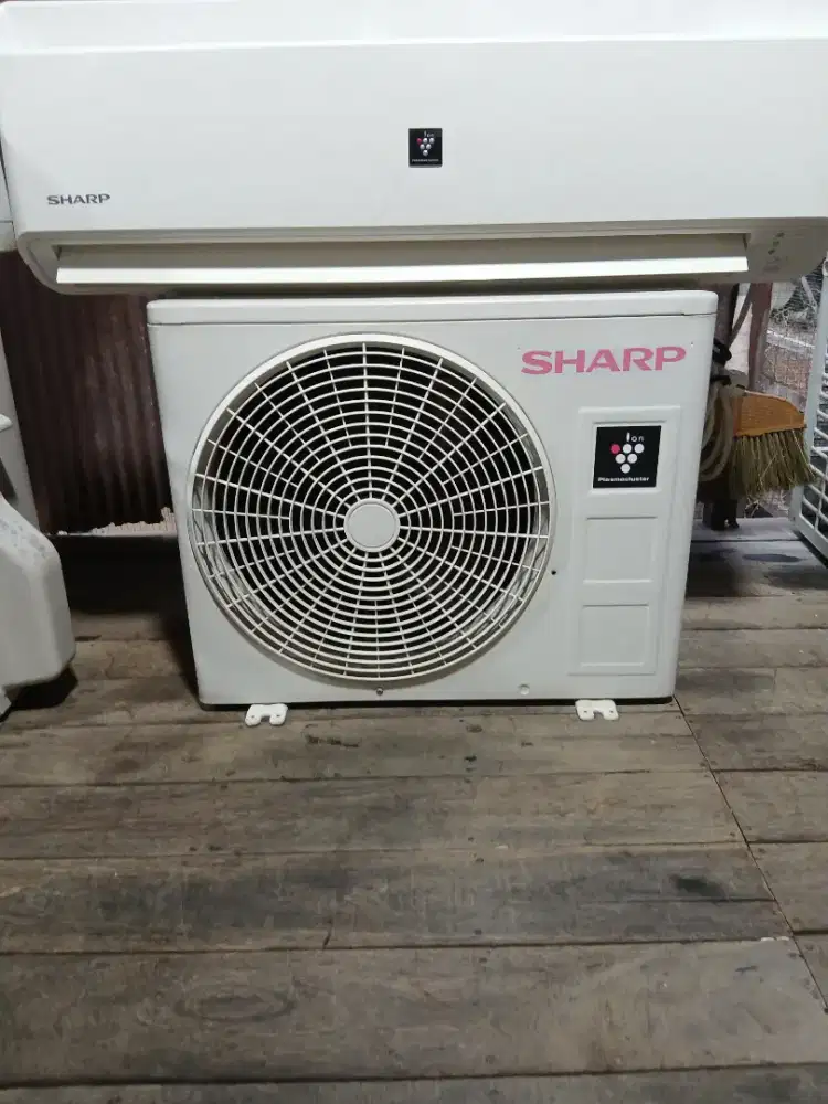 MENJUAL AC BEKAS 1/2 PK KOMPLIT