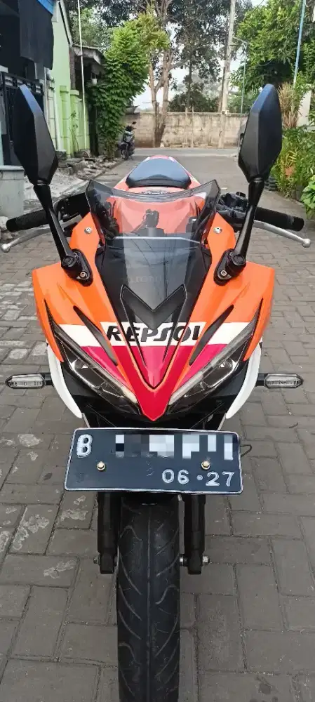 Honda CBR150R facelift low kilometer