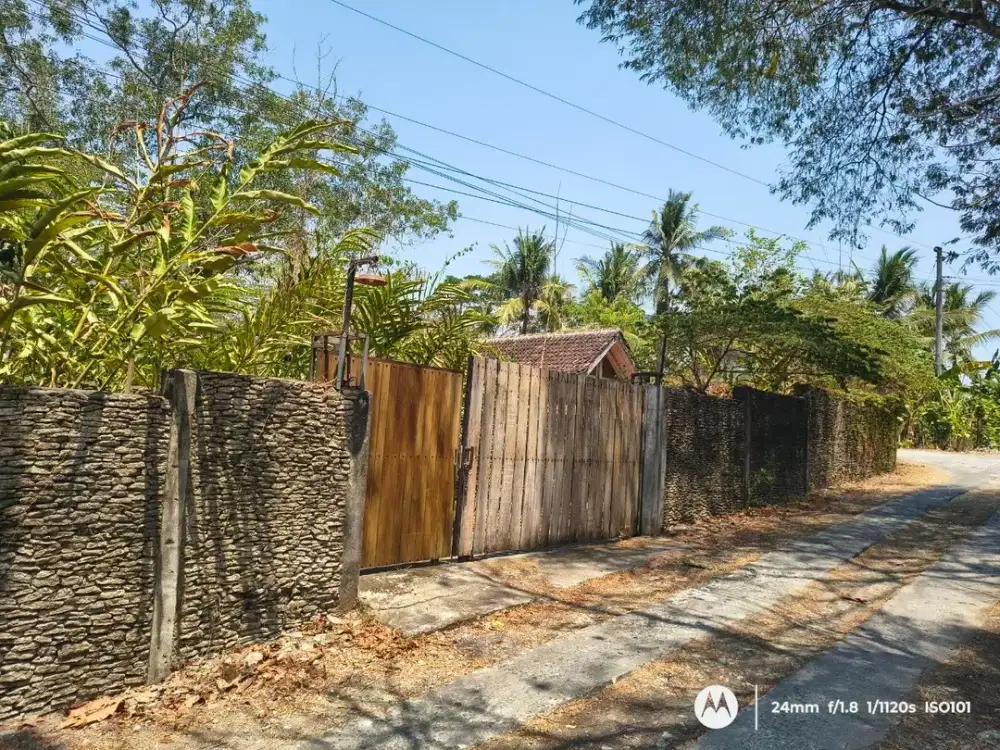Tanah ada Bangunan Limasan dekat Desa Wisata Krebet Pajangan Bantul