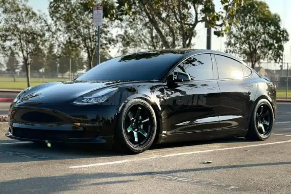 Tesla Model 3 Dual Motor Long Range CASH