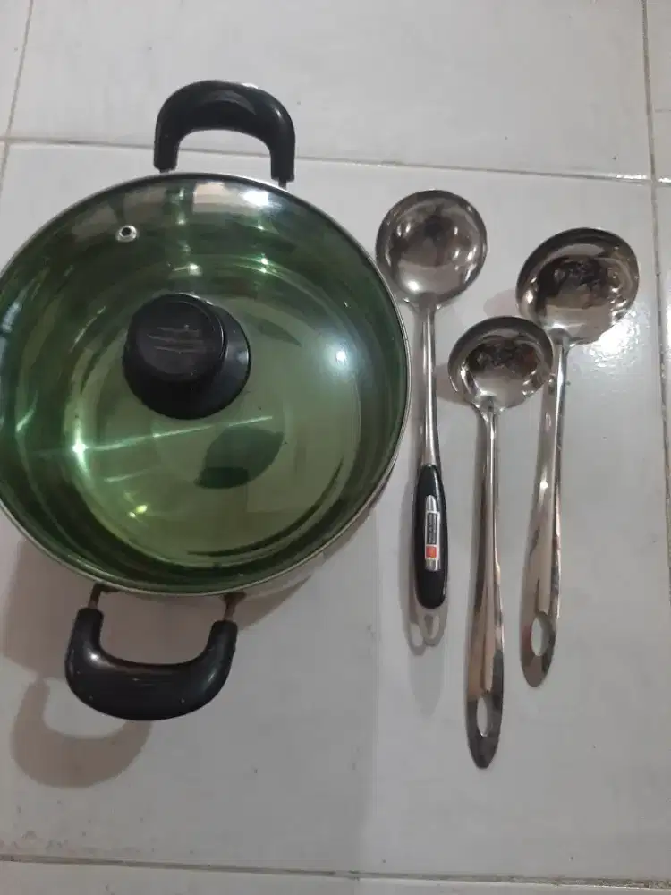 Panci dan sendok sayur