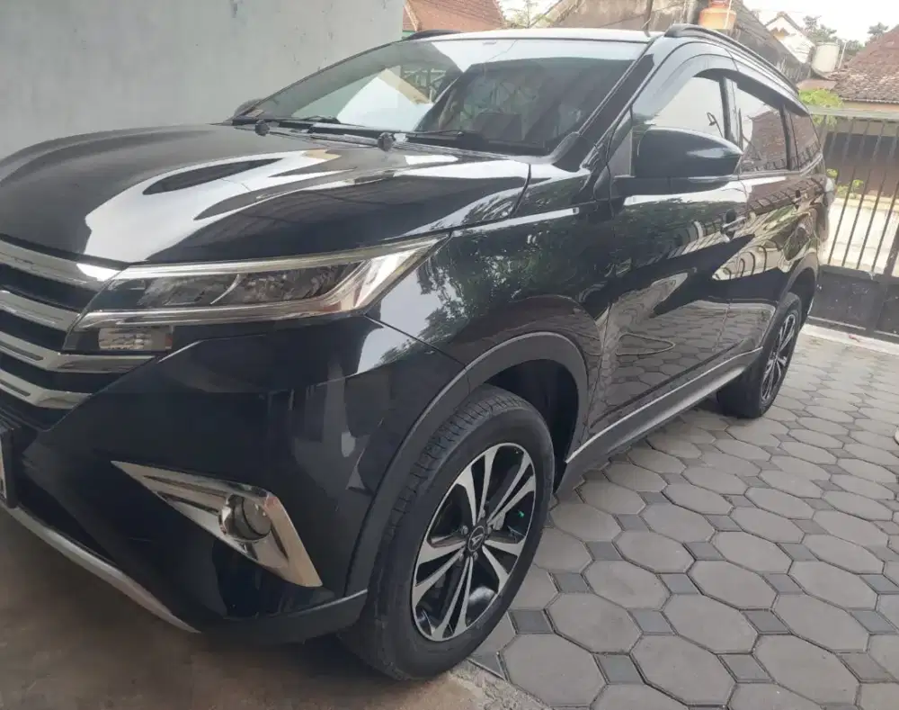 Daihatsu terios R Deluxe AT 2019 Hitam