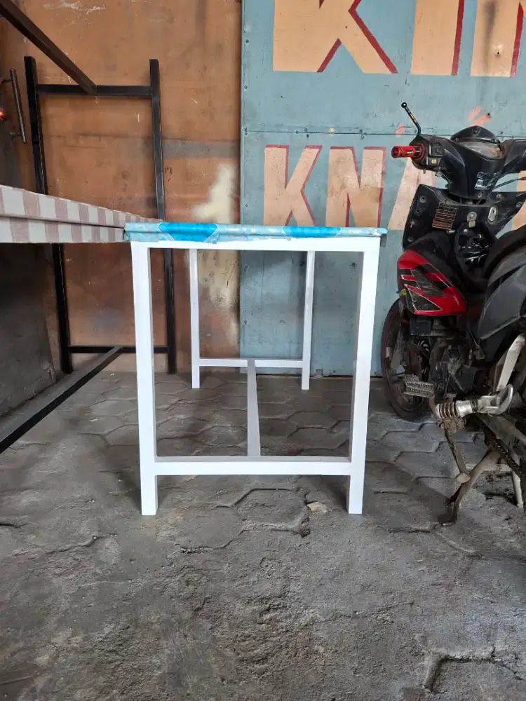 Borong meja jualan