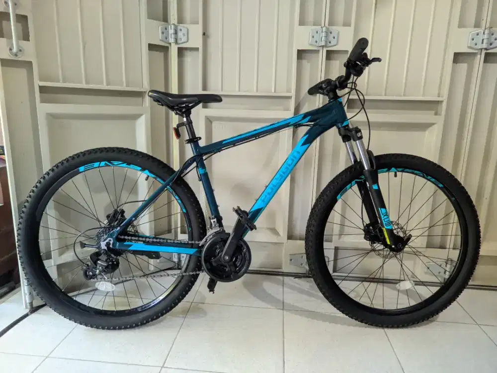 sepeda mtb Polygon cascade 4 rem hidrolik ukuran 27 5
