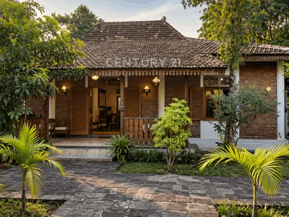 Dijusl Villa Jawa Klasik Dengan Kolam Renang Di Selatan Jogja