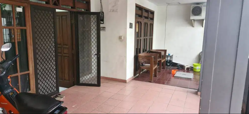 Rumah Siap Huni di Perumahan Bendul Merisi Permai Srategis dan nyaman