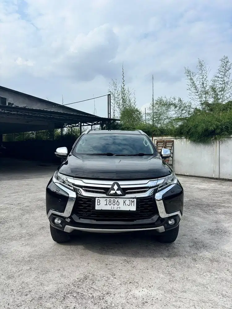 PAJERO DAKAR 4X2 2019 Km 59 Ribu Antik