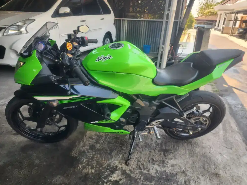 Ninja 4 tak THN 2014 plat AD Klaten