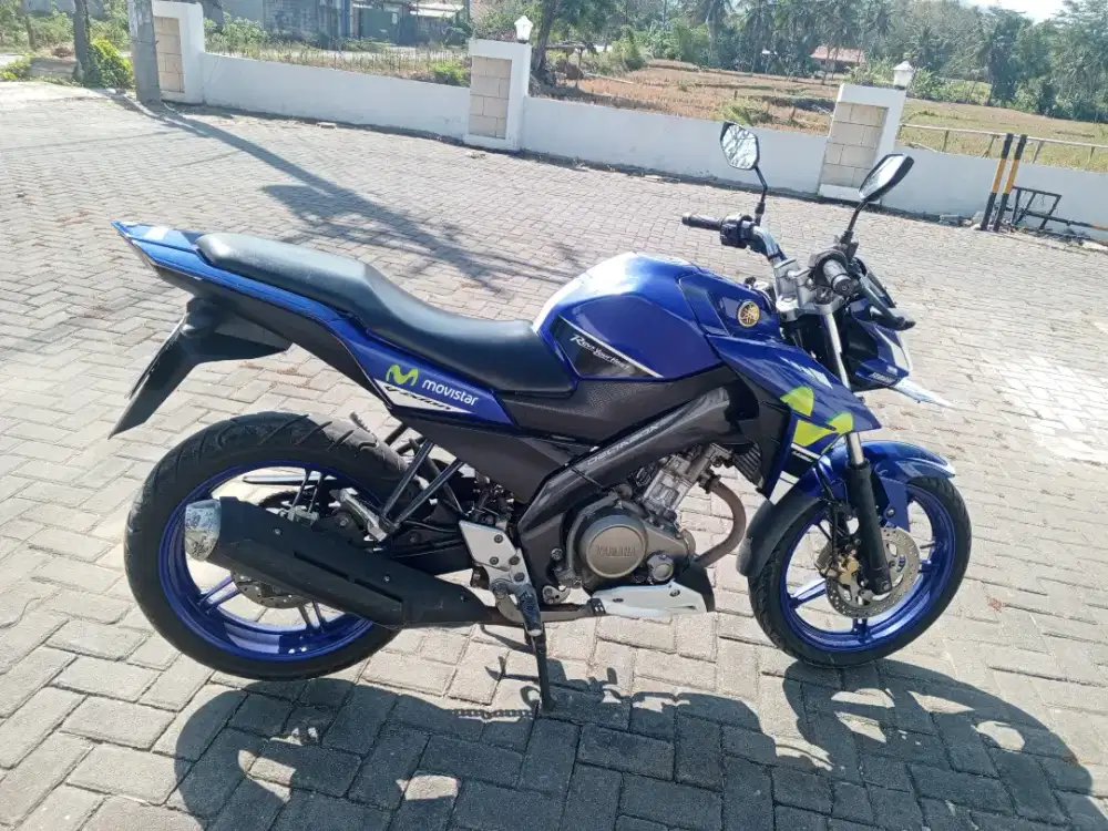 Vixion Spesial Edition