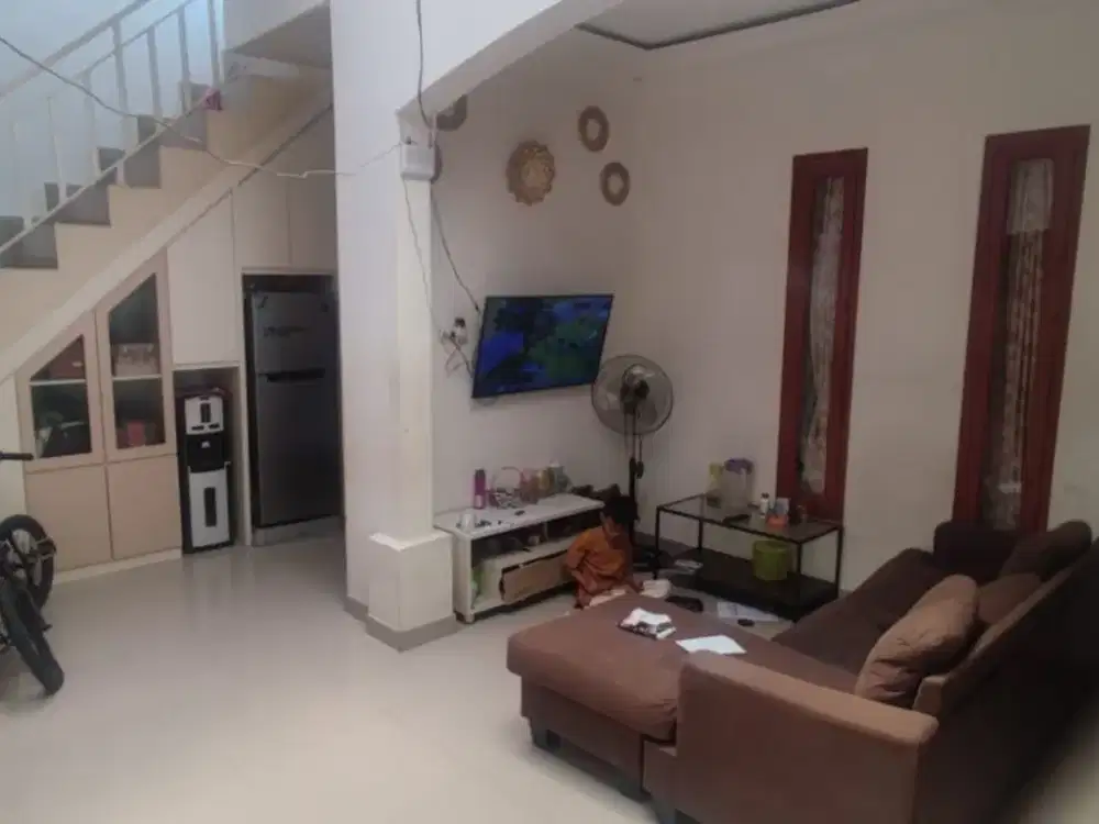 Dijual Cepat BU Rumah Minimalis 2 Lantai Daerah Kiaracondong Bandung
