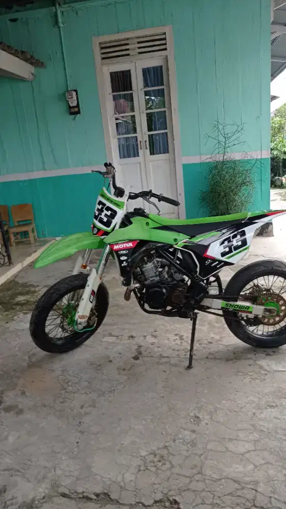DIJUAL KAWASAKI KX 85