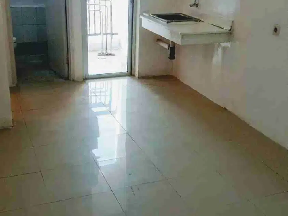 JUAL Unit Apartemen 2KT Unfirnish SHM Twr Flamboyan Bassura City