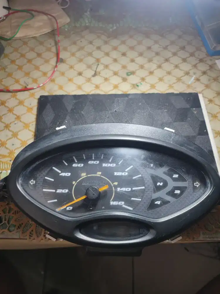 speedometer copotan karisma D/X soket putih