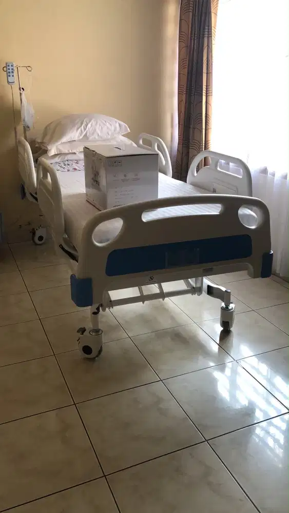 Tempat Tidur Rumah Sakit