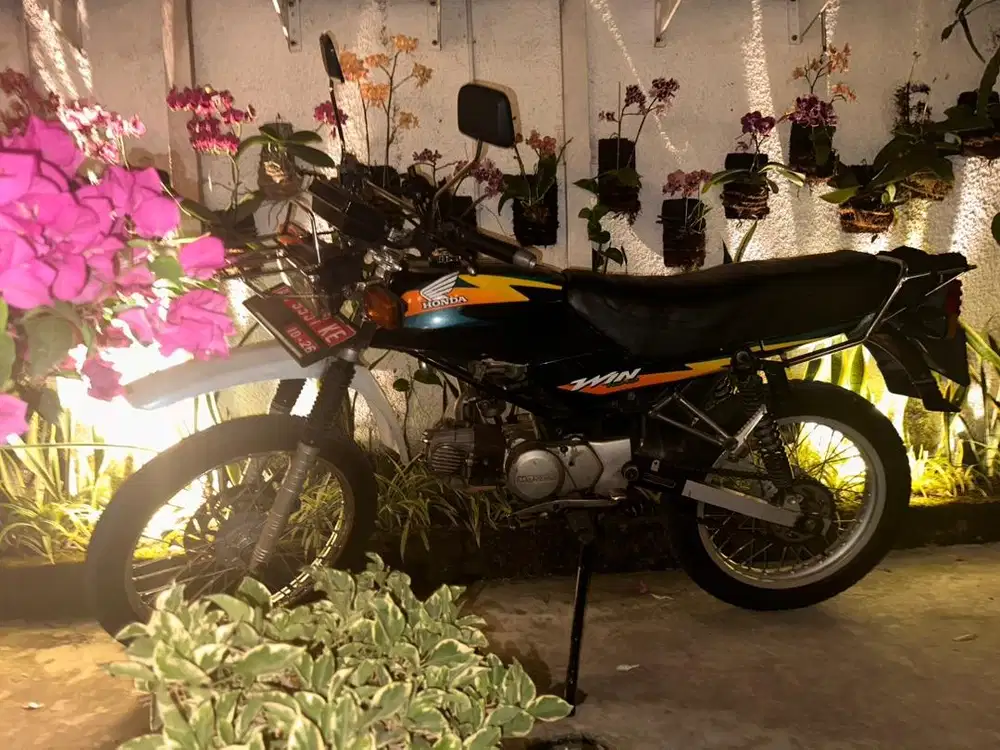 Win 100 jogja 2001