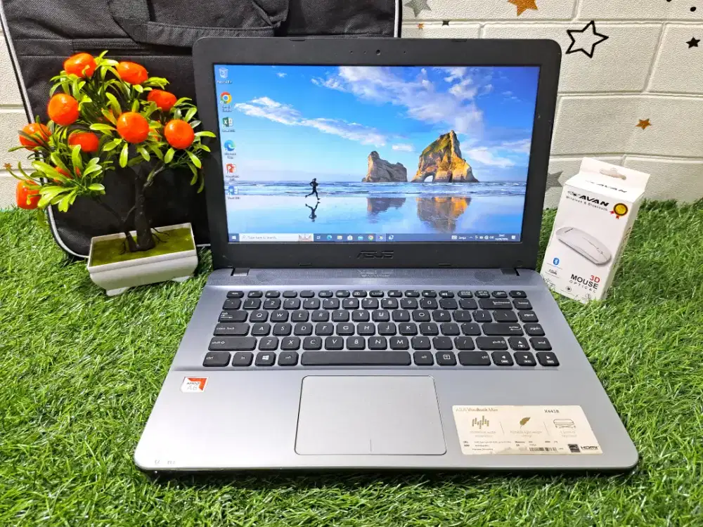 Laptop asus X441 AMD A6 RAM 4 HDD 500 GB SIAP PAKAI