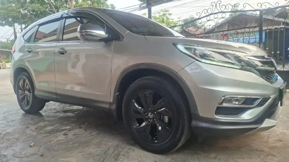 CRV 2.4 2015 siap pakai