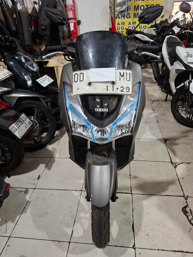 Yamaha Lexi 125cc 2019 Abu-Abu