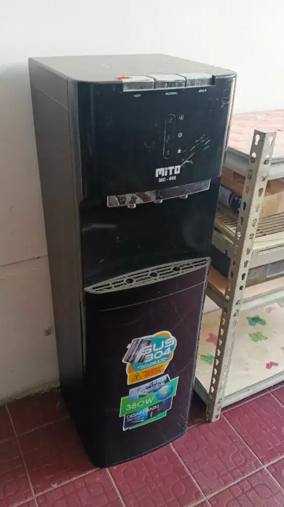 DISPENSER MITO air panas, sedang, dan dingin