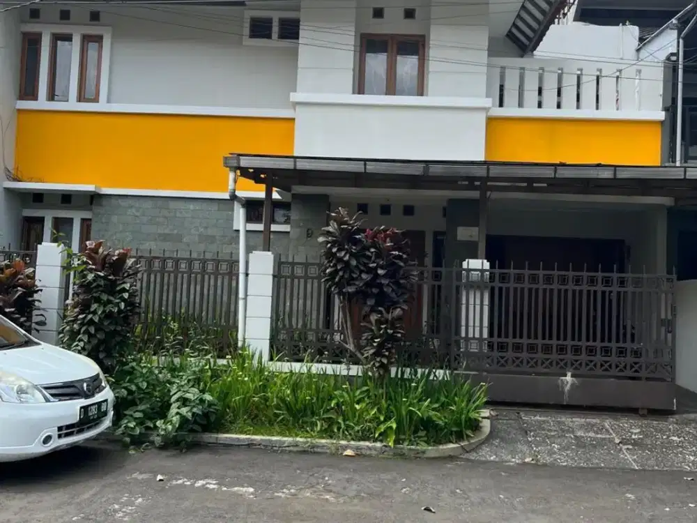 Rumah Siap Huni 2 Lantai Sayap BKR Bandung