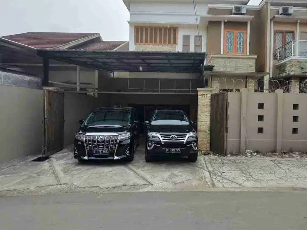 Rumah 2 Lantai Mewah Murah, strategis dekat Tol Brigif