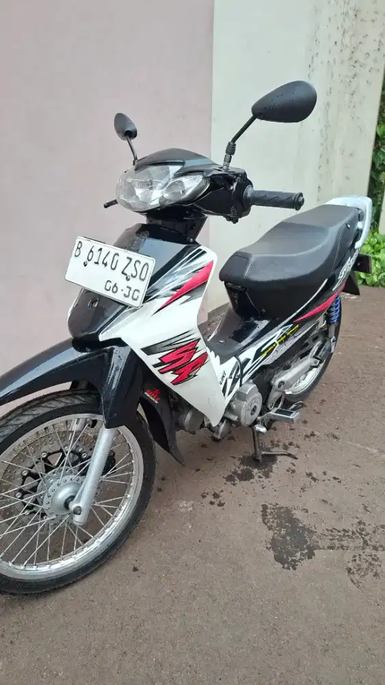 Dijual Suzuki Shogun 125 cc 2004