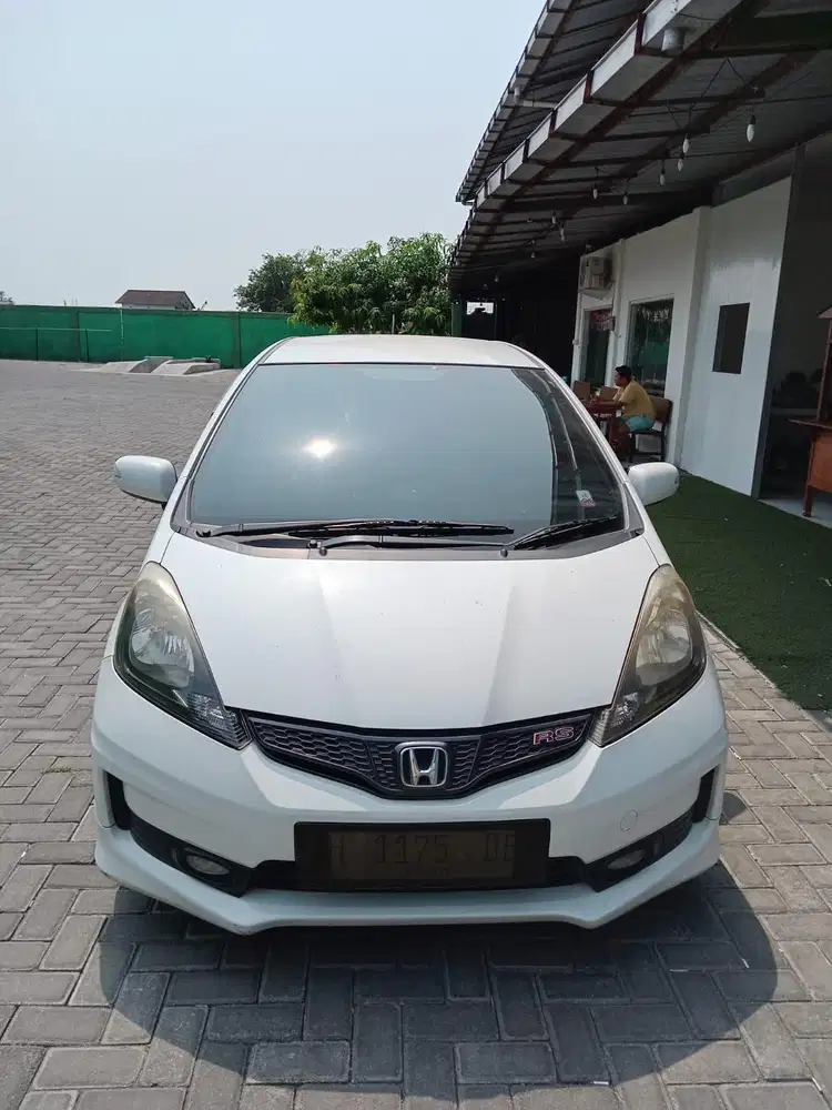 jazz rs 2013 matic istimewa