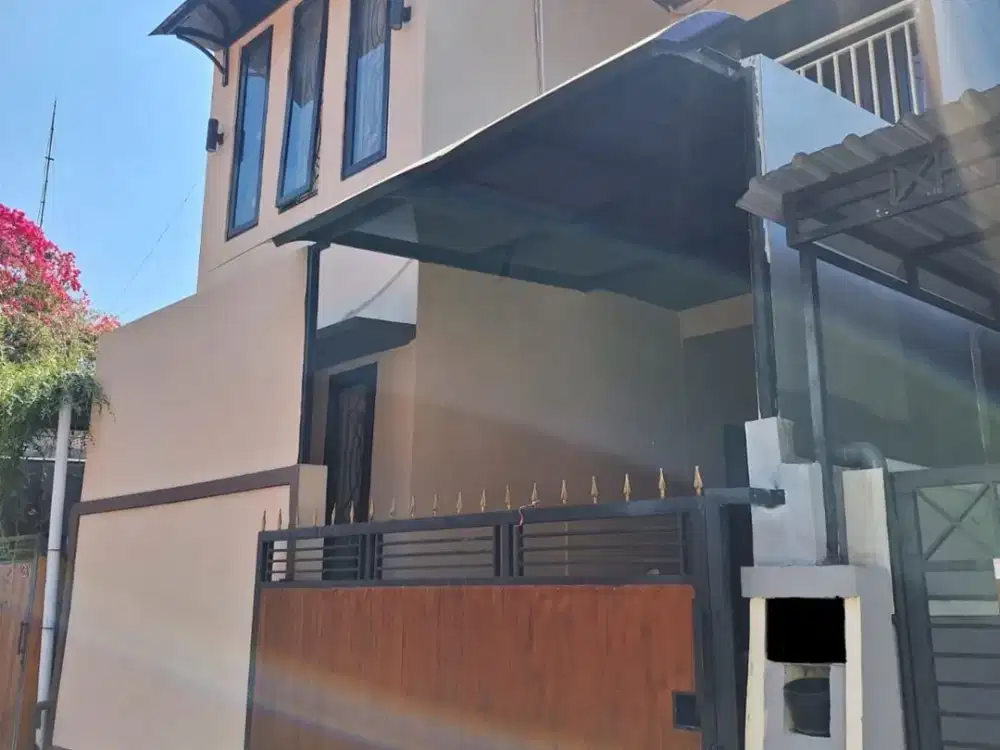 DIJUAL RUMAH LANTAI 2 – SIDAKARYA, DENPASAR SELATAN   Lokasi: Jl. Tukad Petanu, Sidakarya, Denpasar Selatan