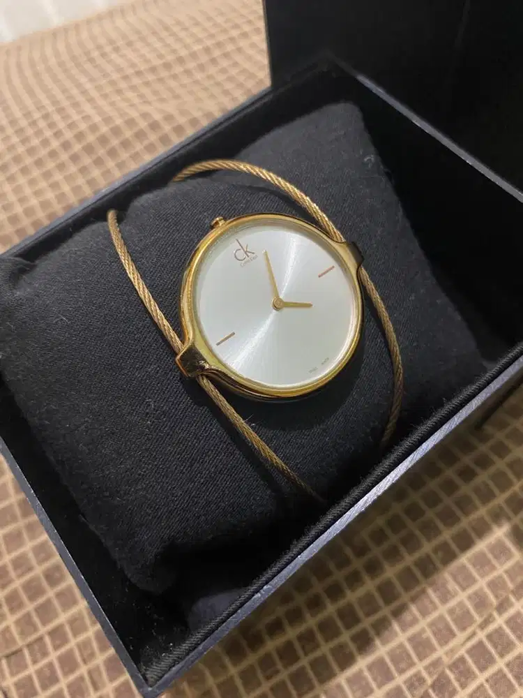 Calvin Klein - Jam tangan wanita - Silver Dial Women