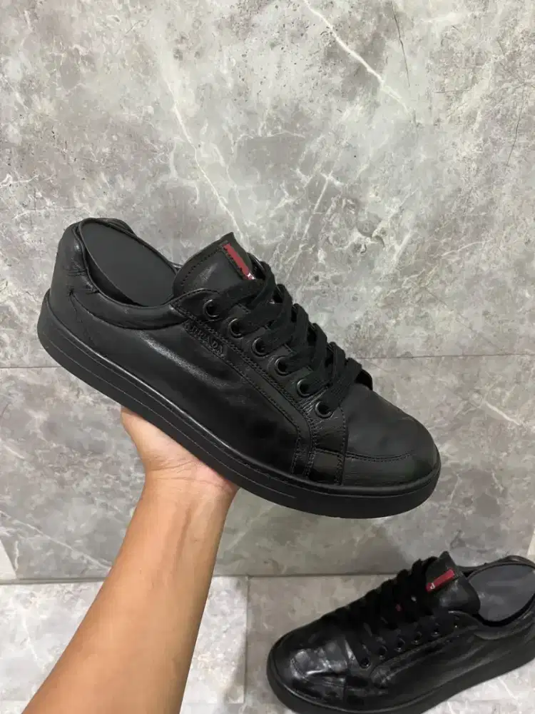 Sepatu Prada Original Sneakers casual formal preloved lv gucci bally