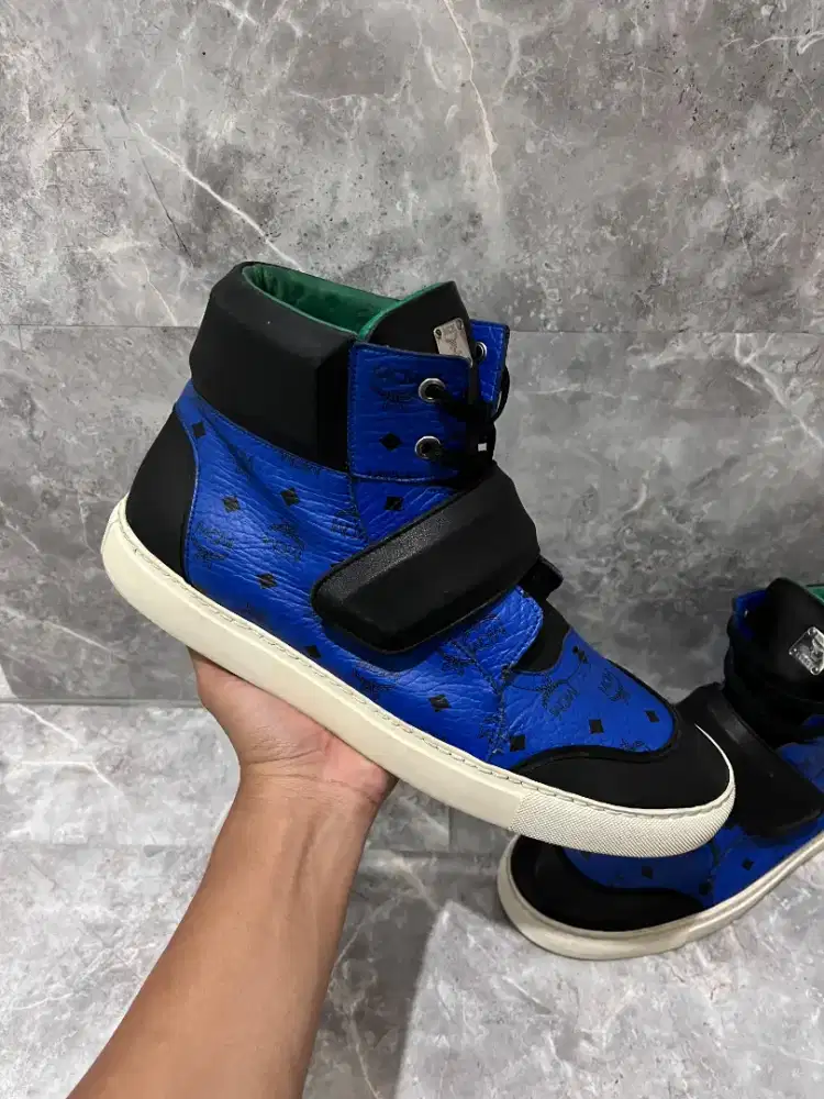 Sepatu MCM Original Sneaker Boots bekas prelov no gucci bally lv prada