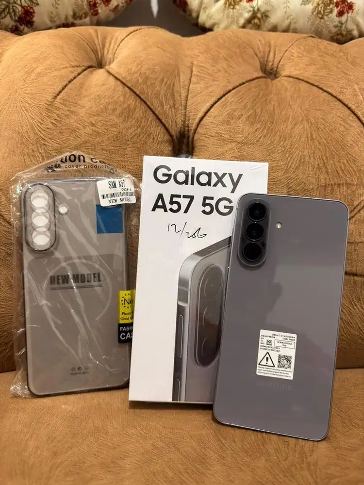 Samsung A57 5G 12/256 Like New