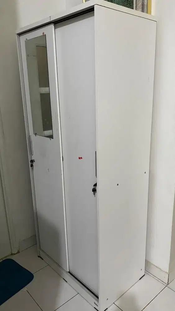 Lemari pakaian murah