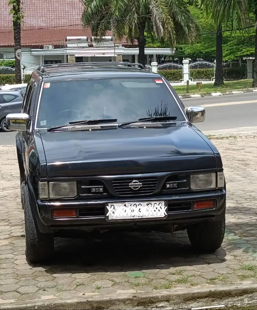 NISSAN TERRANO DIJUAL