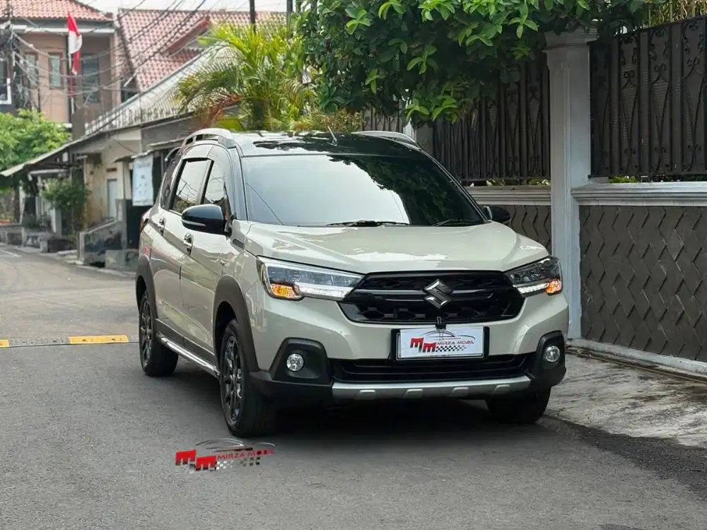 Suzuki XL7 Alpha Hybrid 1.5 AT 2023 Coklat Muda