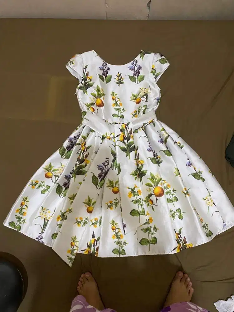 Dress import strawberry flowers