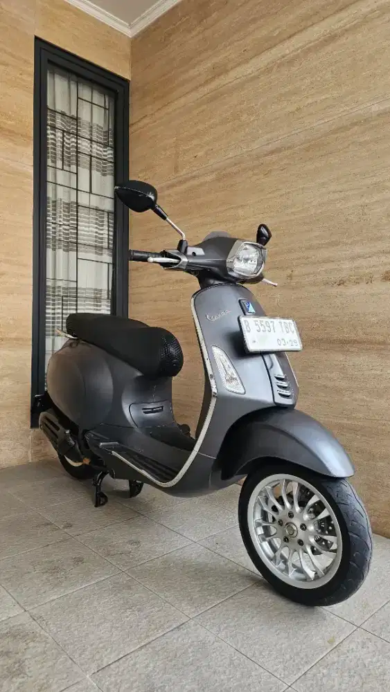 VESPA SPRINT 150 I-GET ABS PAJAK HIDUP