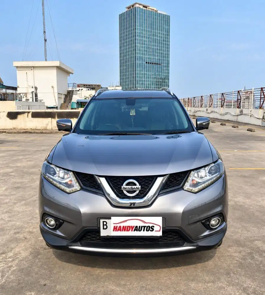 Nissan X-Trail 2.5 2015 Automatic Abu-abu Metalik