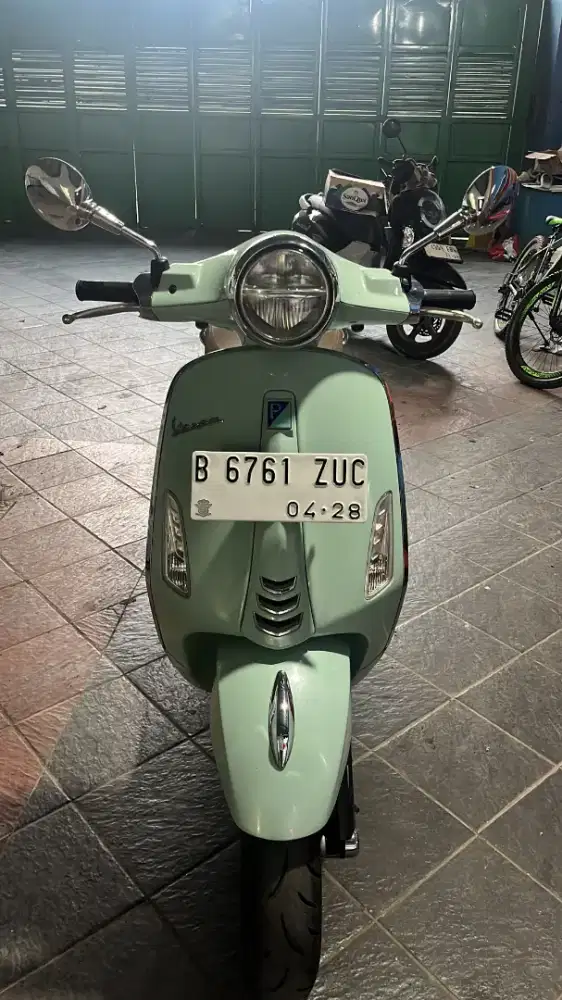Vespa Primavera 2023
