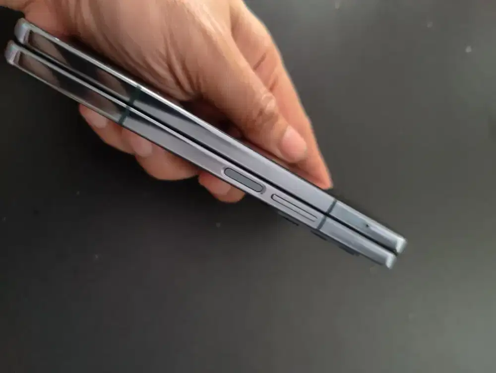 Samsung Fold 4  12/256 GB